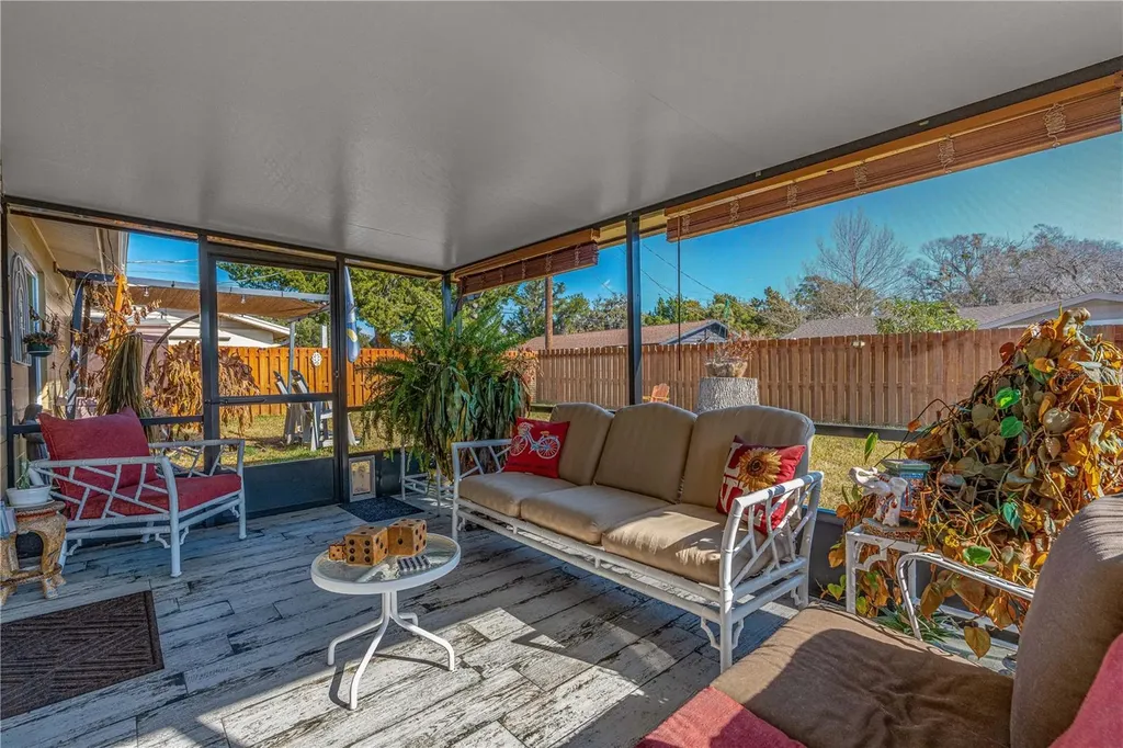2005 Oriole Lane South Daytona FL 32119
