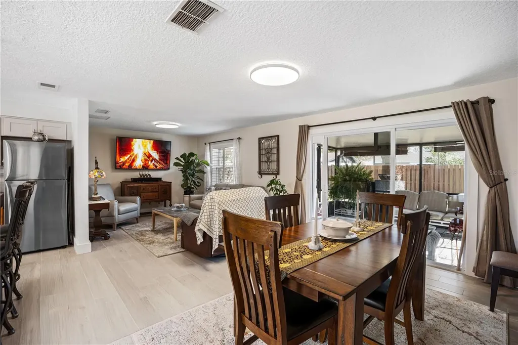 2005 Oriole Lane South Daytona FL 32119