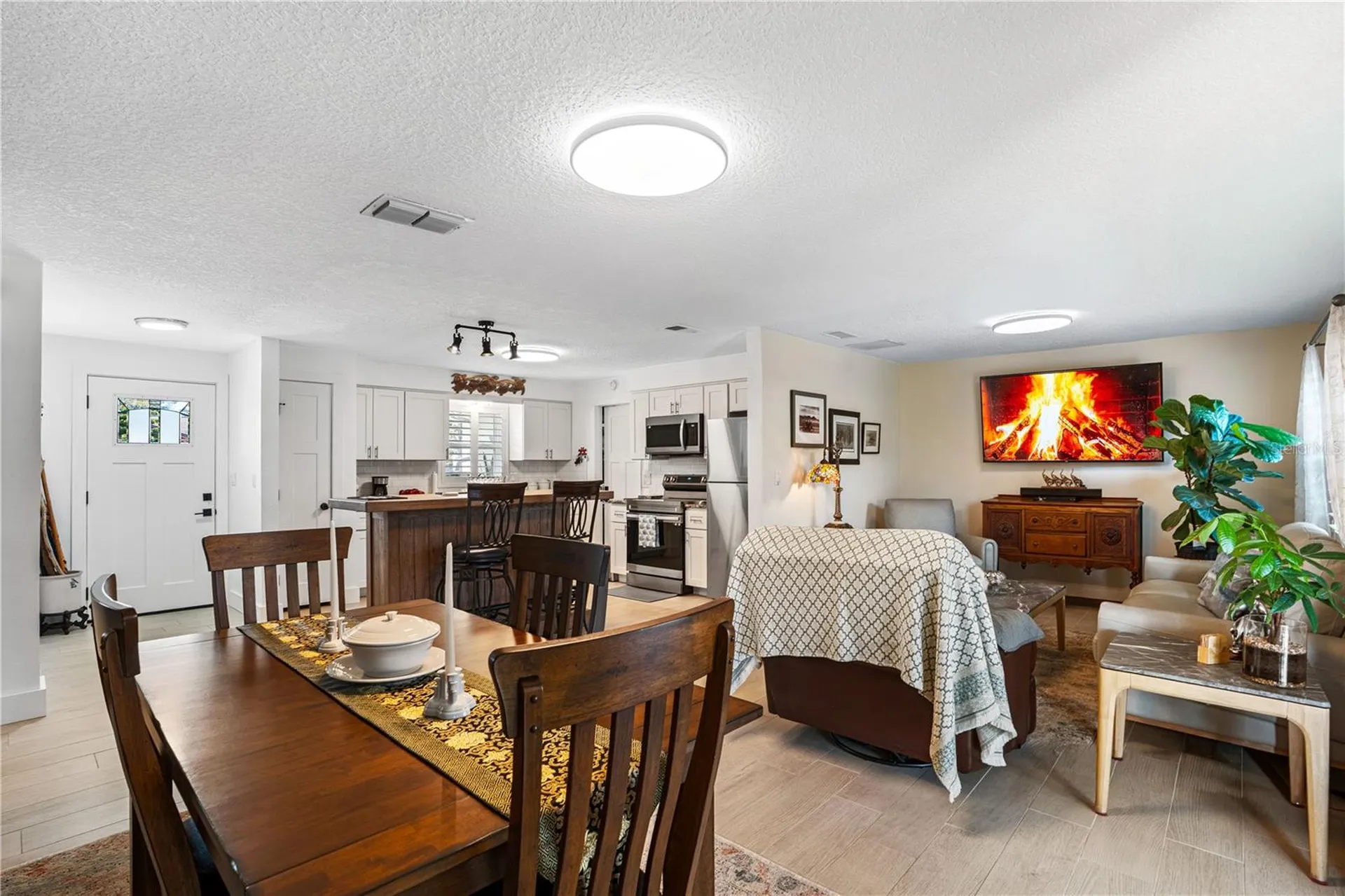2005 Oriole Lane South Daytona FL 32119