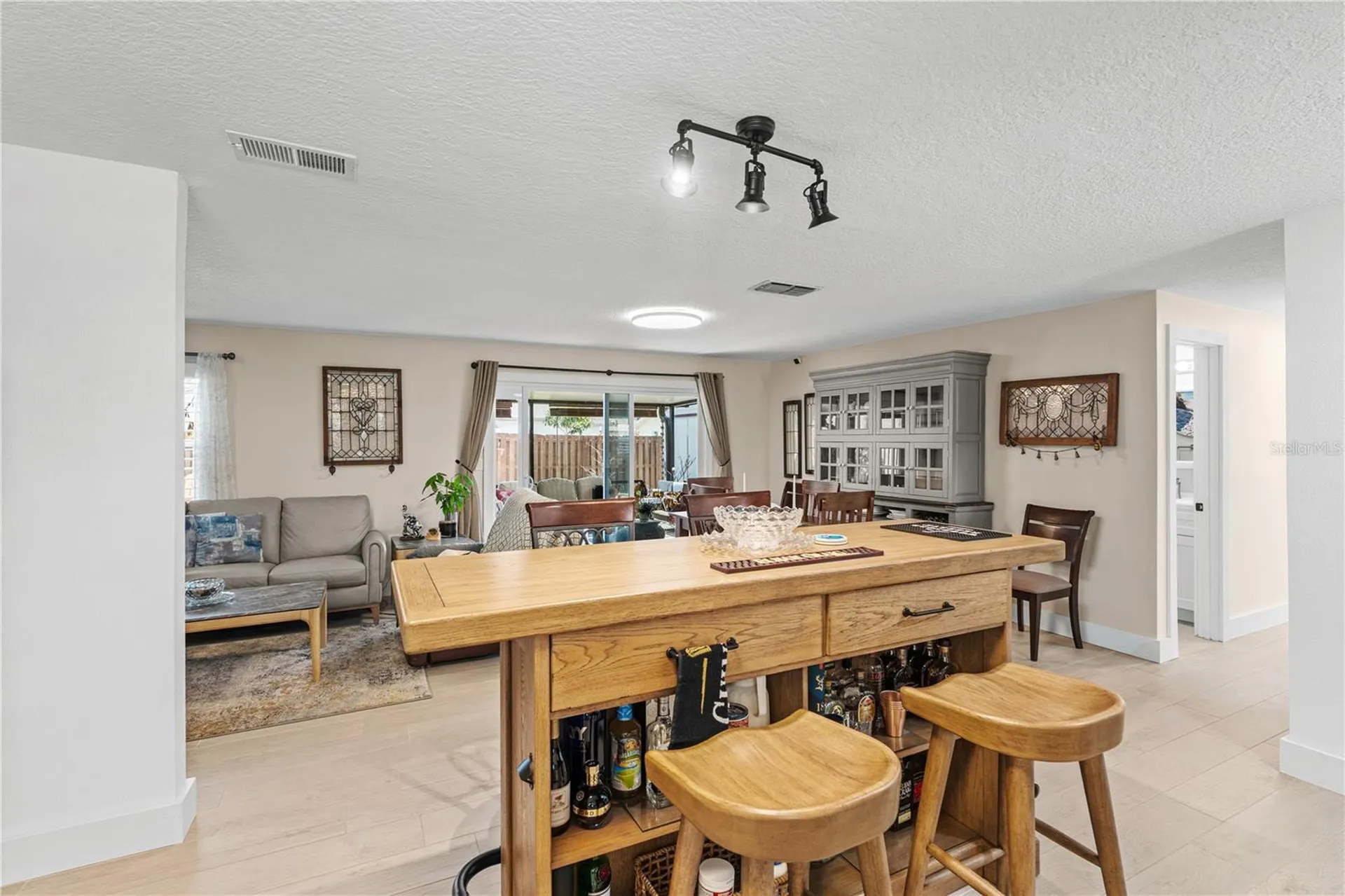 2005 Oriole Lane South Daytona FL 32119