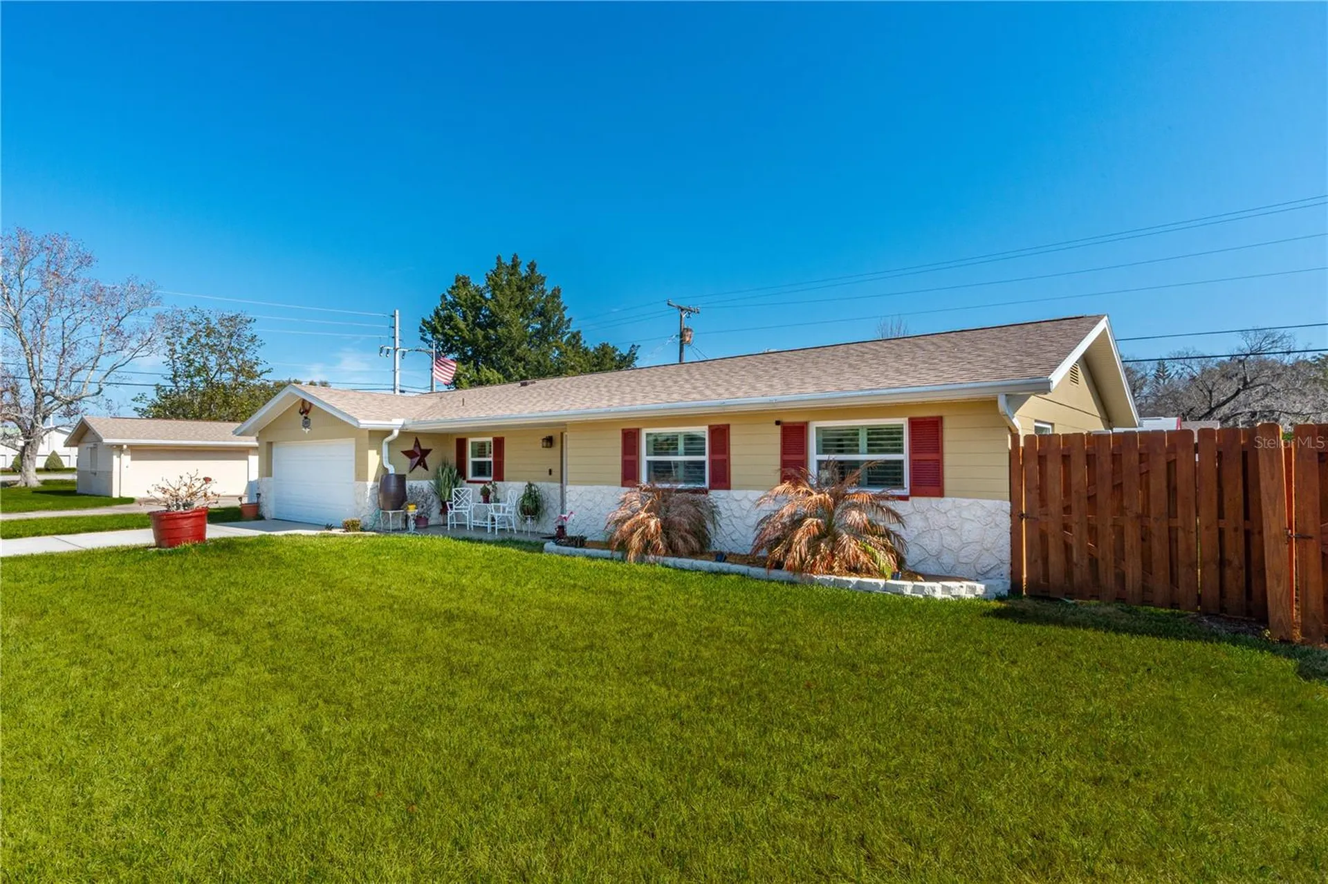 2005 Oriole Lane South Daytona FL 32119