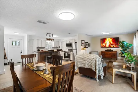 2005 Oriole Lane South Daytona FL 32119