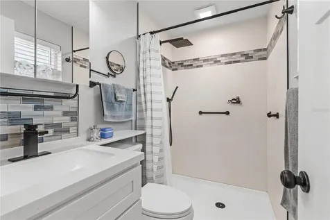 2005 Oriole Lane South Daytona FL 32119