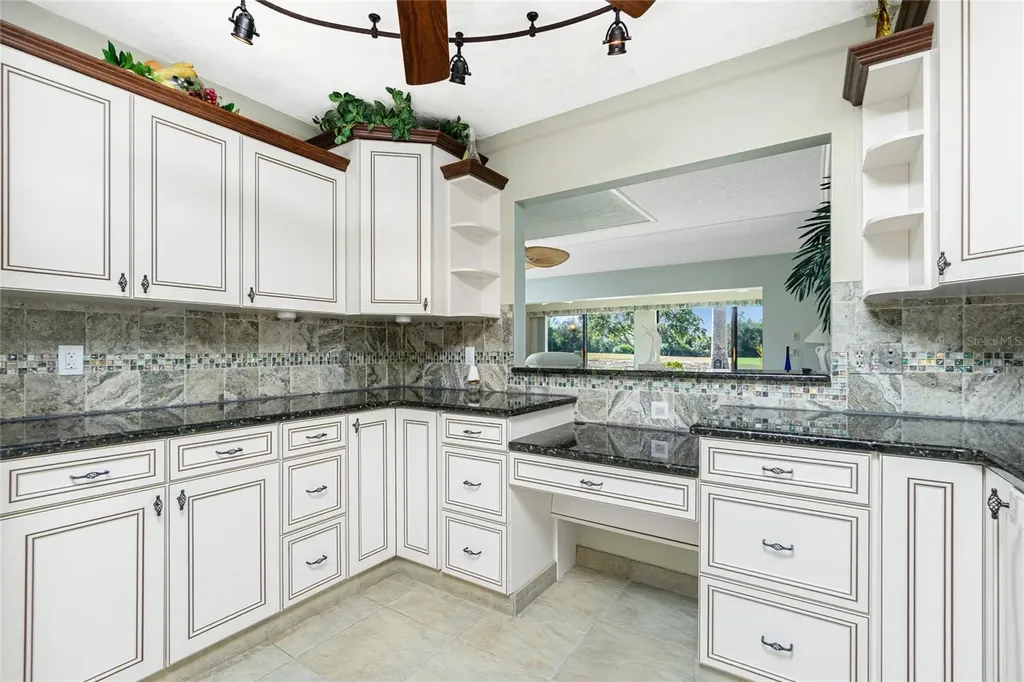 11409 SW Courtney Drive Lake Suzy FL 34269