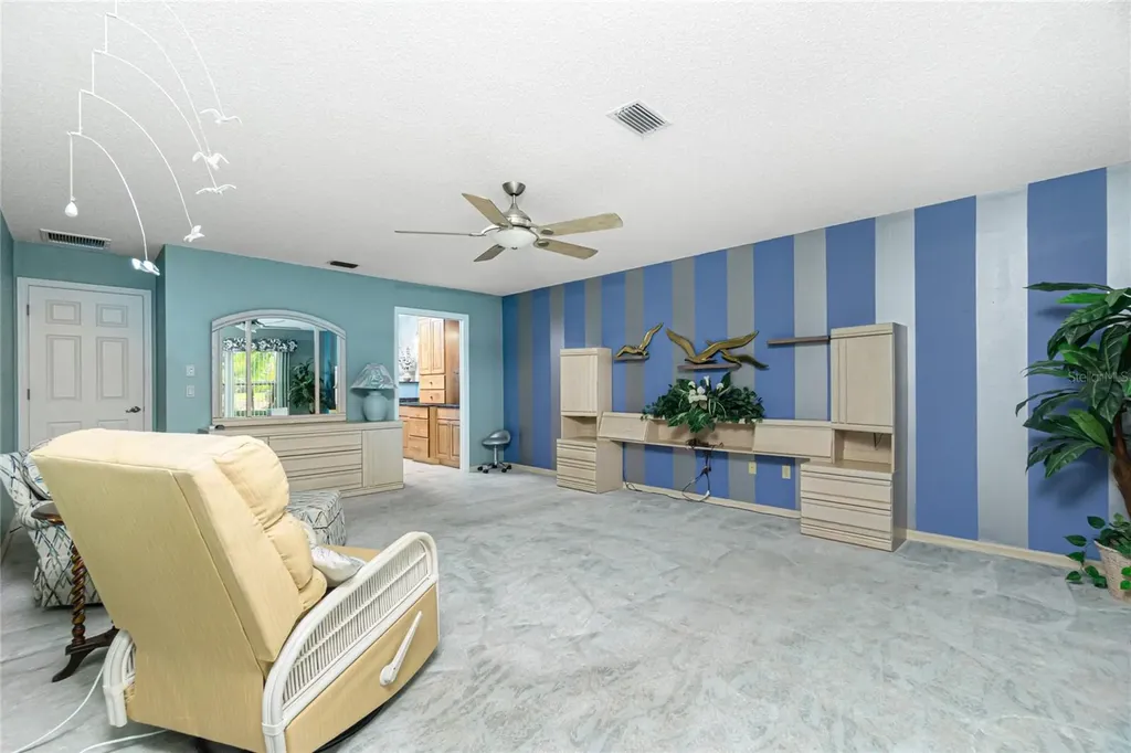 11409 SW Courtney Drive Lake Suzy FL 34269