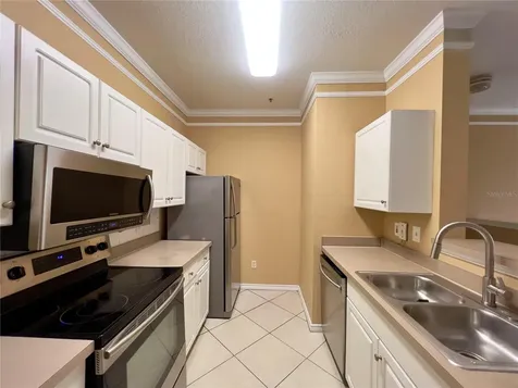 4309 Bayside Village Drive Tampa FL 33615