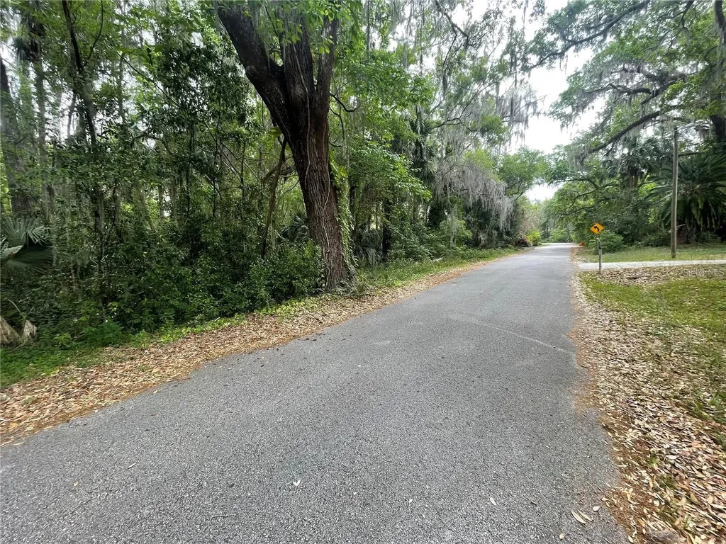 242 Fraser Road Debary FL 32713