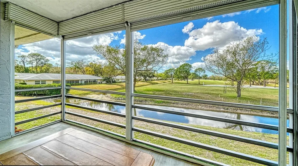 7880 Palm Aire Lane Sarasota FL 34243