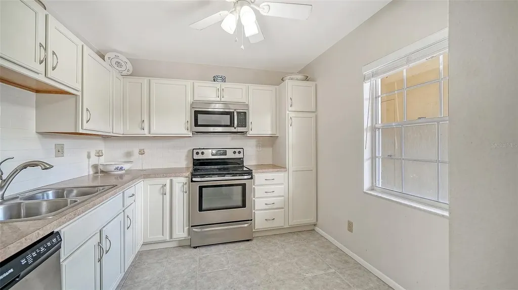 7880 Palm Aire Lane Sarasota FL 34243