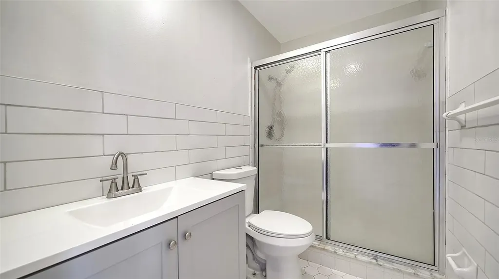7880 Palm Aire Lane Sarasota FL 34243