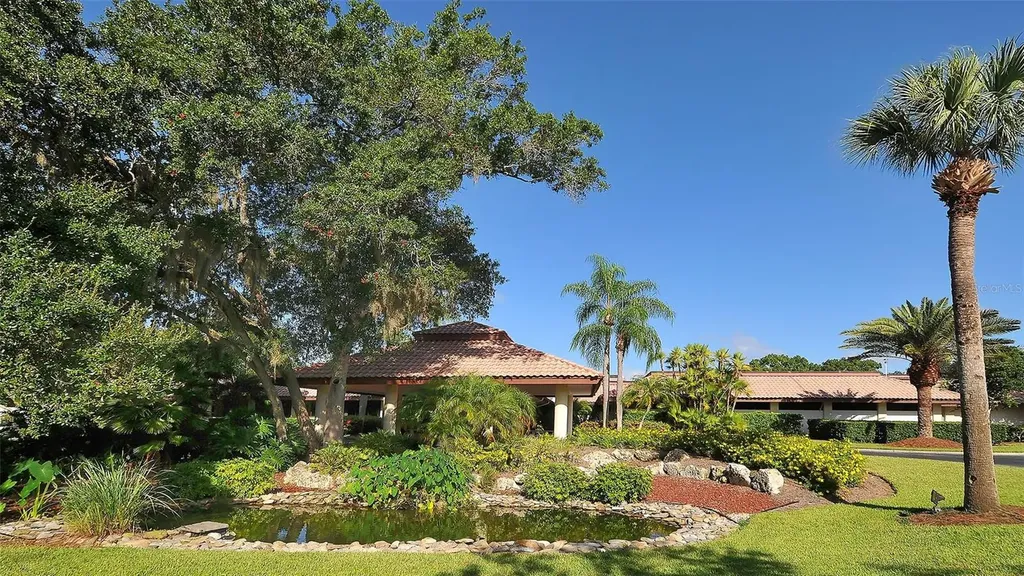 7880 Palm Aire Lane Sarasota FL 34243