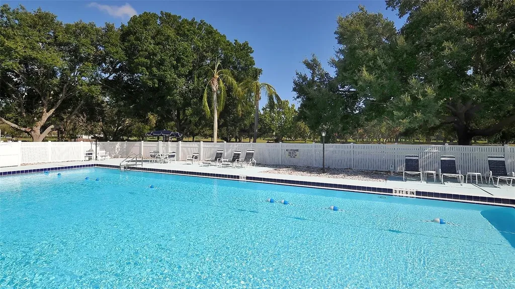 7880 Palm Aire Lane Sarasota FL 34243