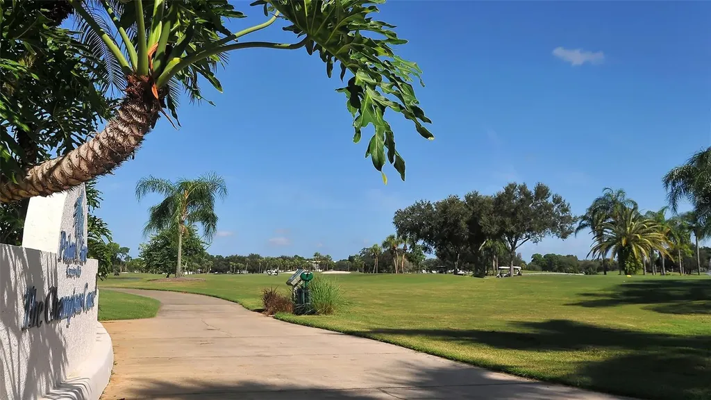7880 Palm Aire Lane Sarasota FL 34243