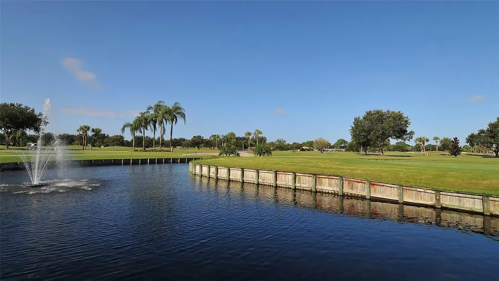 7880 Palm Aire Lane Sarasota FL 34243