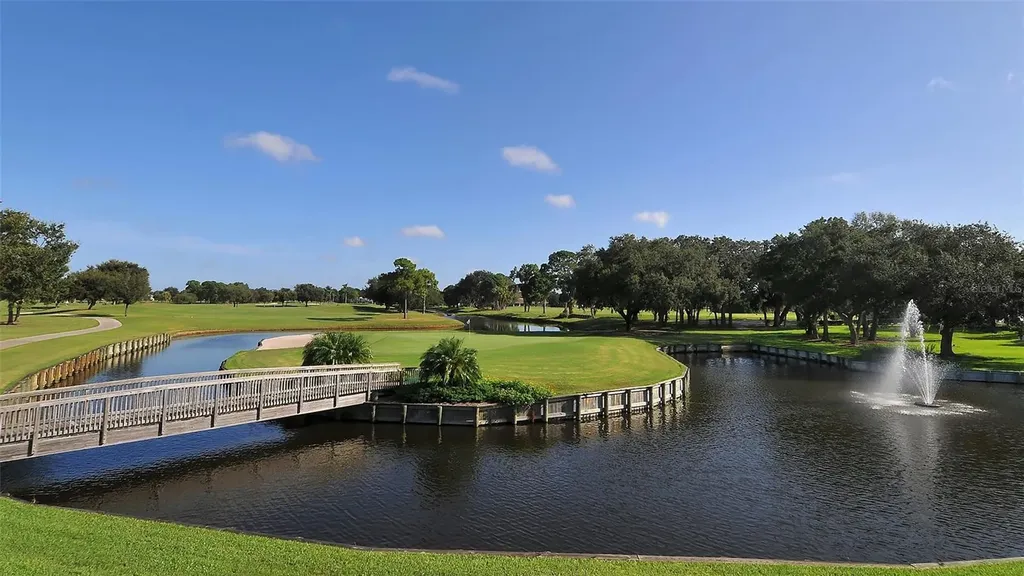 7880 Palm Aire Lane Sarasota FL 34243