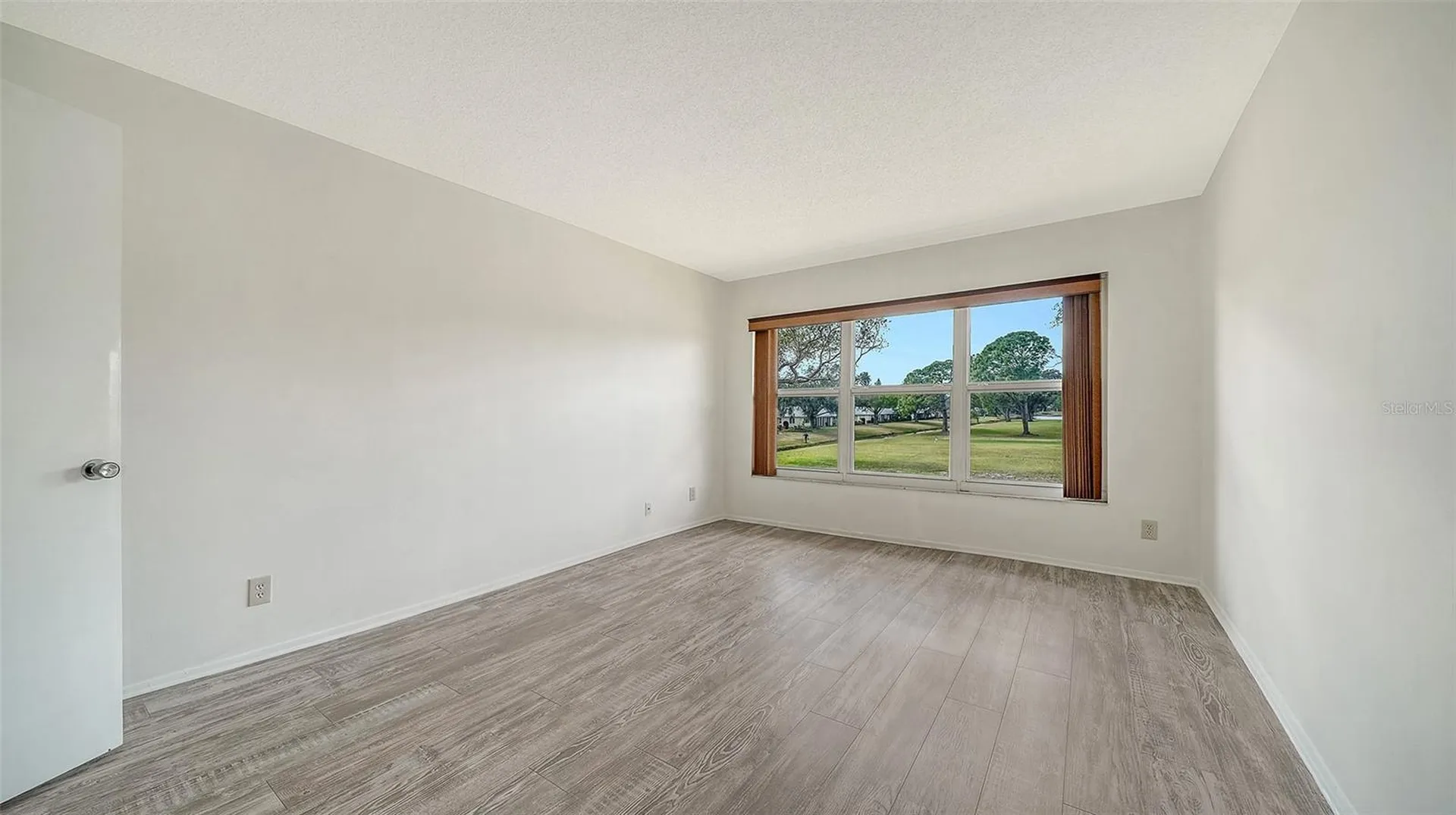 7880 Palm Aire Lane Sarasota FL 34243