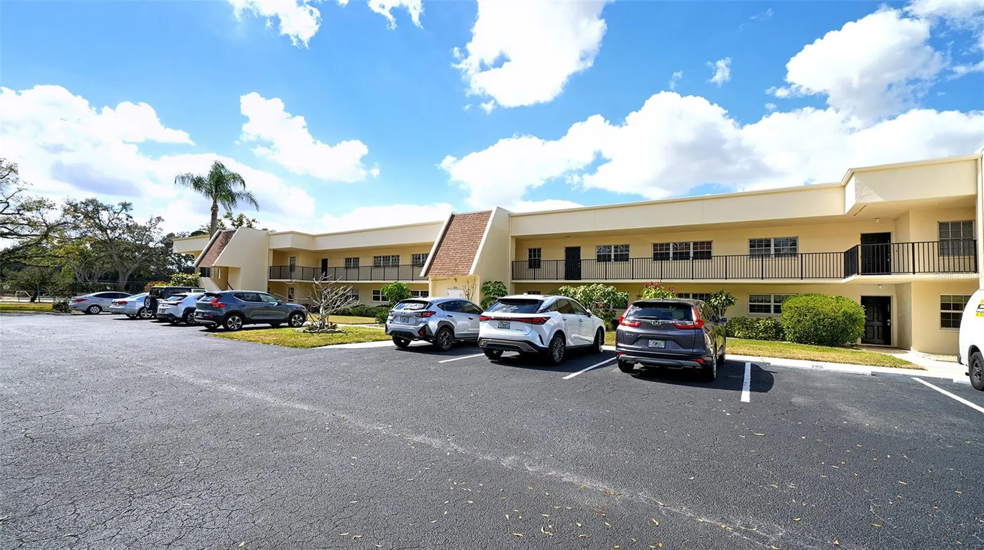 7880 Palm Aire Lane Sarasota FL 34243