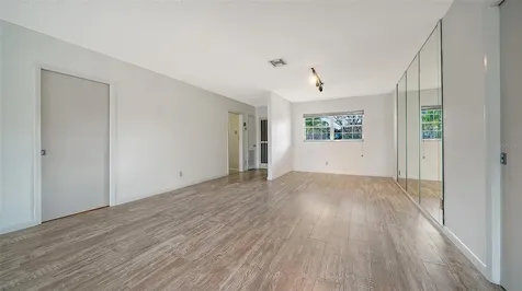 7880 Palm Aire Lane Sarasota FL 34243