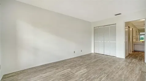 7880 Palm Aire Lane Sarasota FL 34243