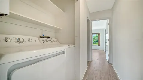 7880 Palm Aire Lane Sarasota FL 34243