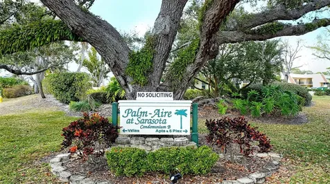 7880 Palm Aire Lane Sarasota FL 34243