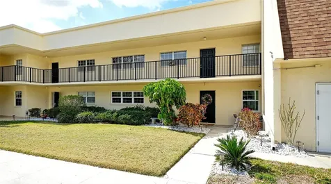 7880 Palm Aire Lane Sarasota FL 34243