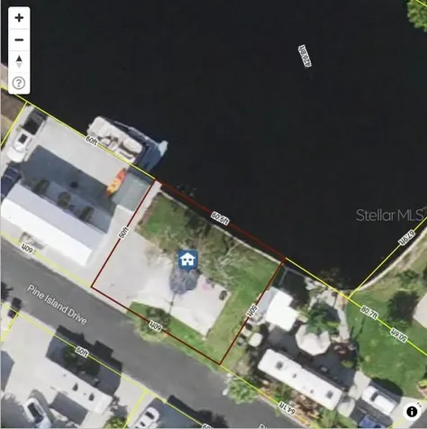 1305 Pine Island Drive N St Cloud FL 34771
