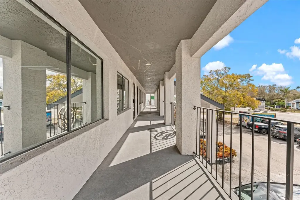 3007 W Cypress Street Tampa FL 33609