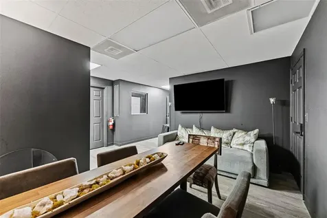 3007 W Cypress Street Tampa FL 33609