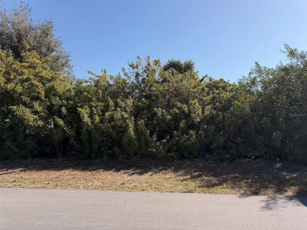 6154 Shasta Street Englewood FL 34224