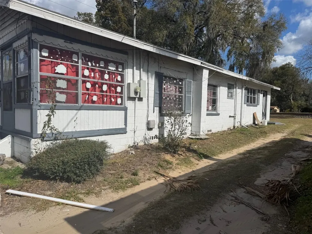 11751 N Williams Street Dunnellon FL 34432