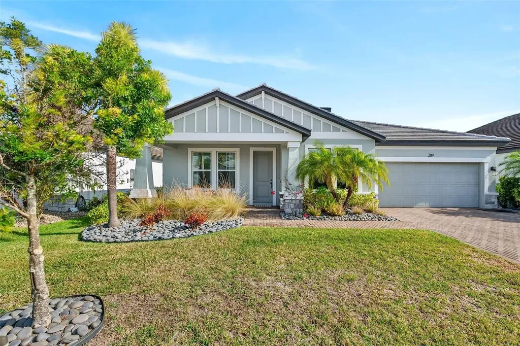 2119 Woodleaf Hammock Court Lakewood Ranch FL 34211