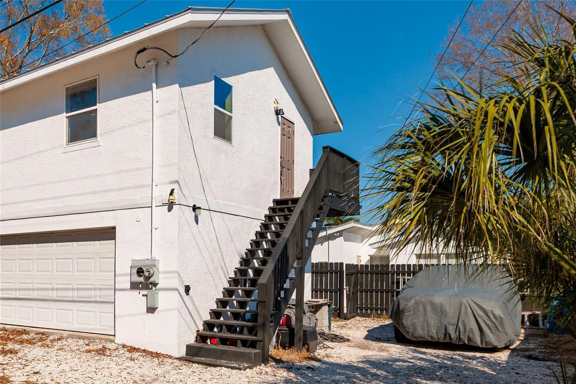 600 74th Avenue N St Petersburg FL 33702