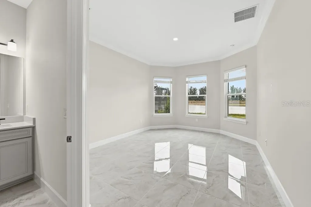 10280 Silent Night Lane Sarasota FL 34241