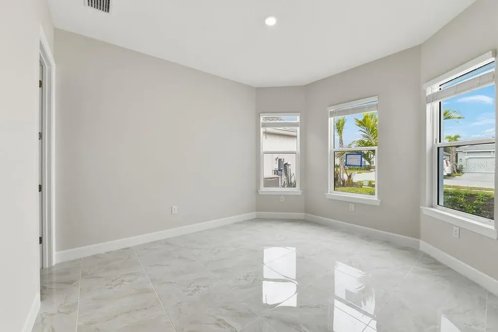 10280 Silent Night Lane Sarasota FL 34241