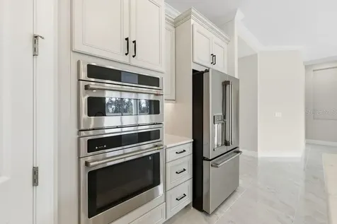 10280 Silent Night Lane Sarasota FL 34241
