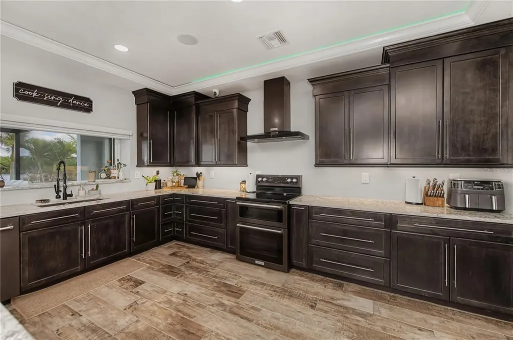 2424 Harbour Drive Punta Gorda FL 33983