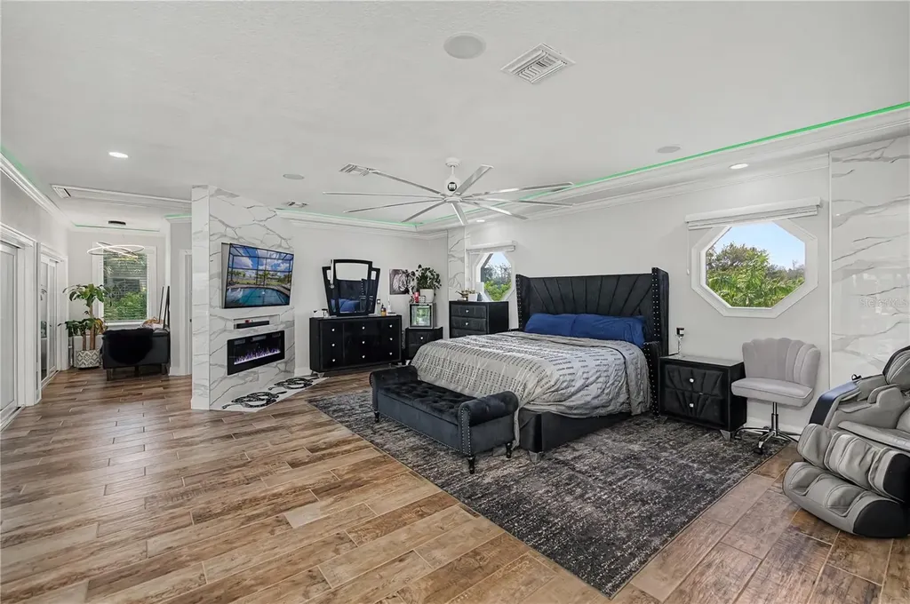 2424 Harbour Drive Punta Gorda FL 33983