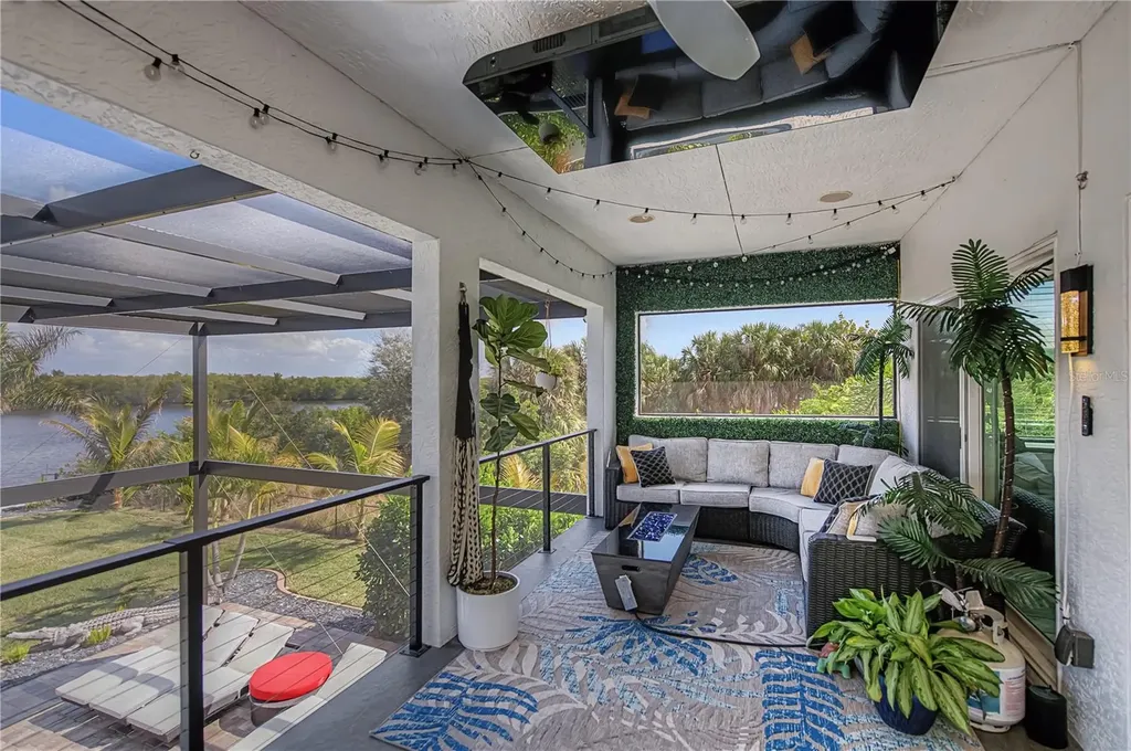 2424 Harbour Drive Punta Gorda FL 33983