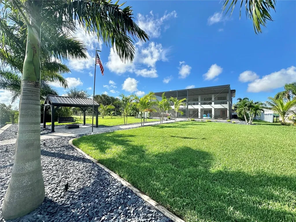 2424 Harbour Drive Punta Gorda FL 33983