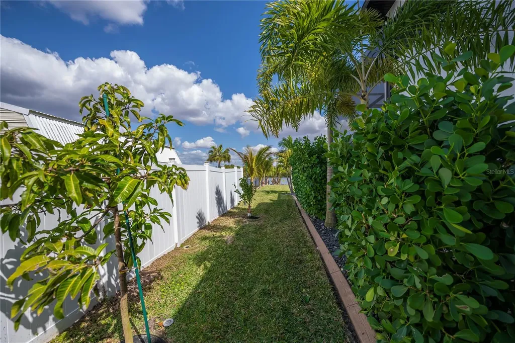 2424 Harbour Drive Punta Gorda FL 33983