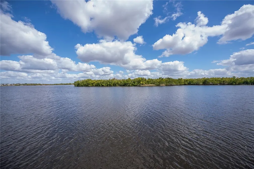 2424 Harbour Drive Punta Gorda FL 33983
