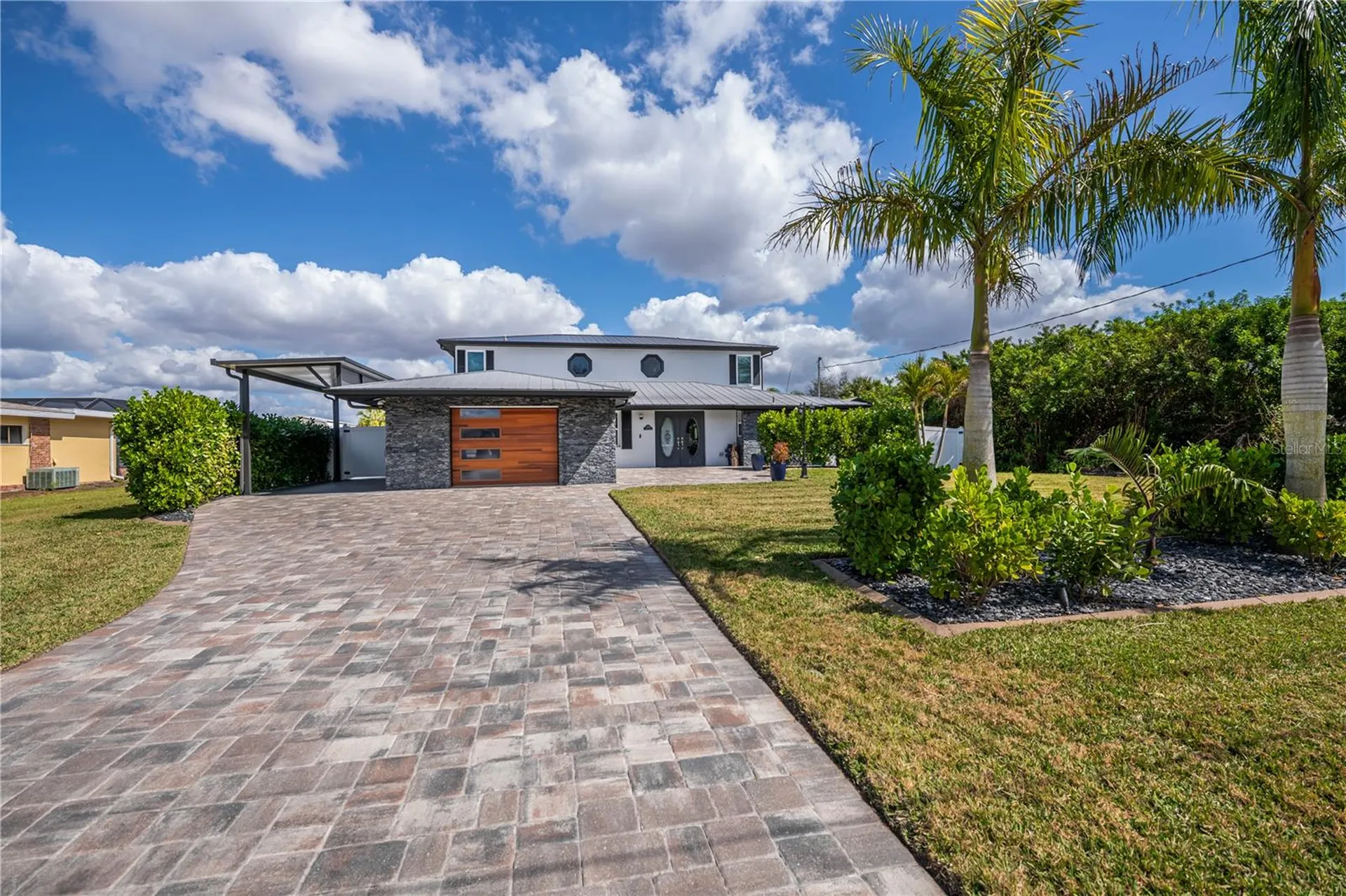 2424 Harbour Drive Punta Gorda FL 33983