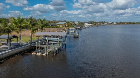 2424 Harbour Drive Punta Gorda FL 33983