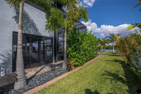 2424 Harbour Drive Punta Gorda FL 33983