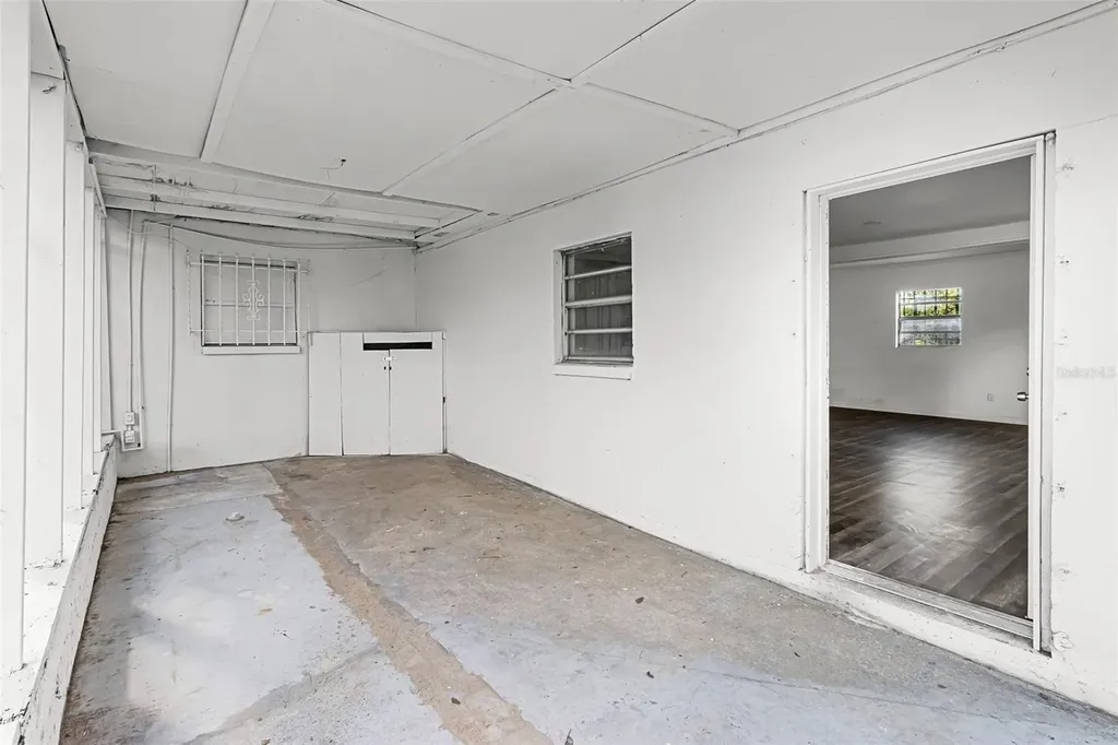 815 Papaya Drive Tampa FL 33619
