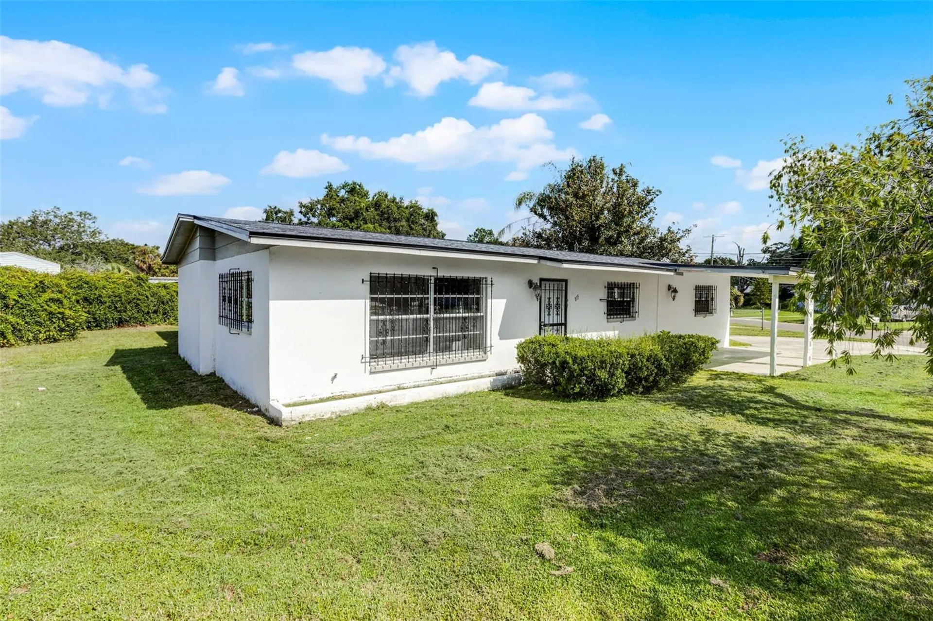 815 Papaya Drive Tampa FL 33619