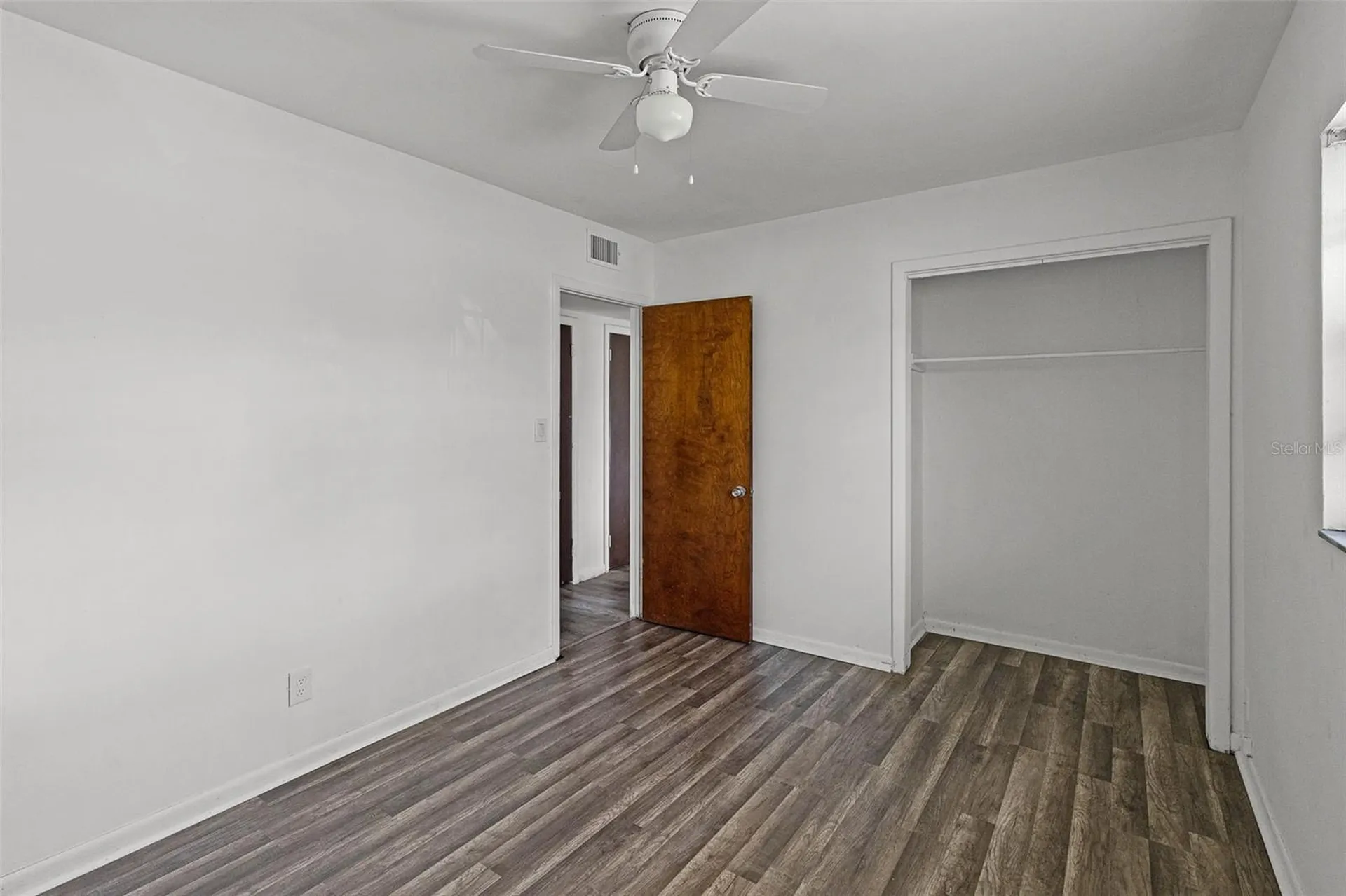 815 Papaya Drive Tampa FL 33619