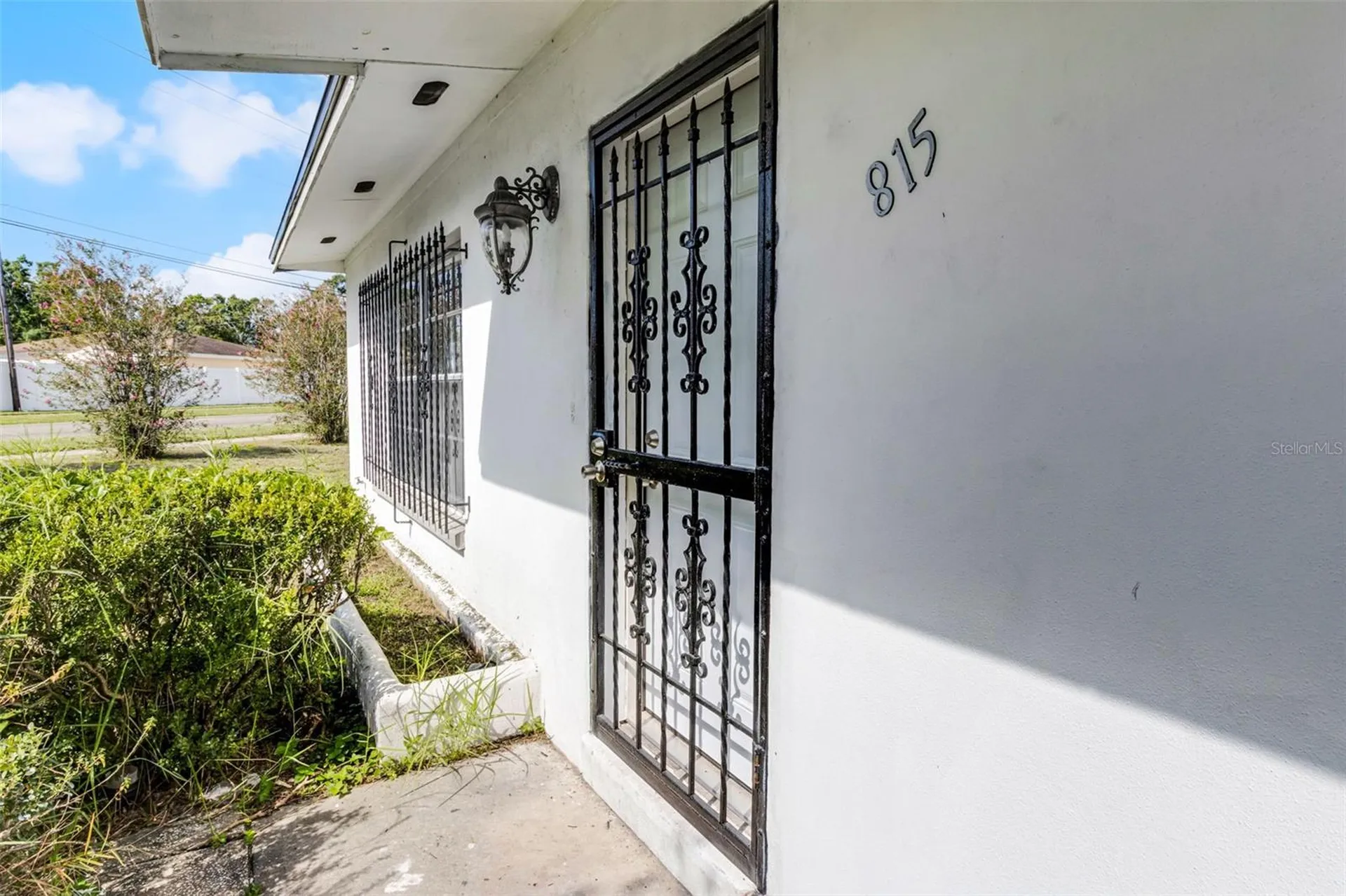 815 Papaya Drive Tampa FL 33619