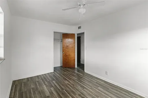 815 Papaya Drive Tampa FL 33619